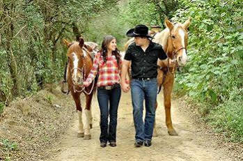 מלון סנטיאגו Eco Aventuras Santiago מראה חיצוני תמונה